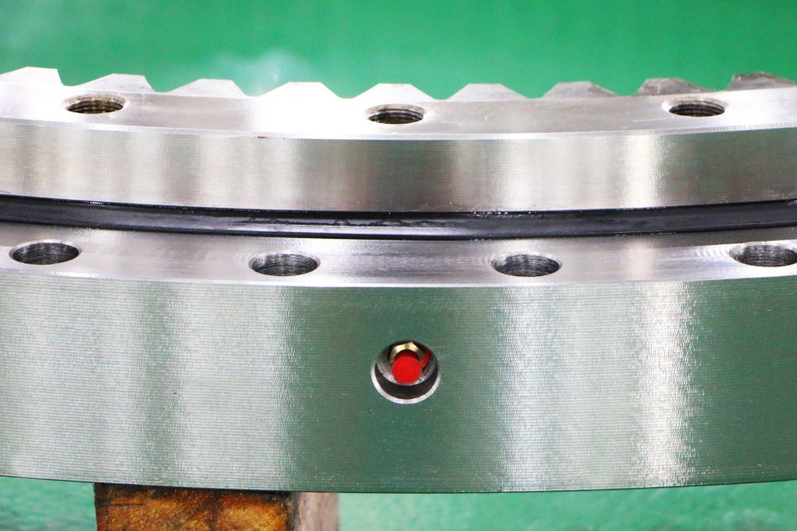 Является ли шероховатость поверхности поворотного подшипника минимально возможной? Как выбрать?